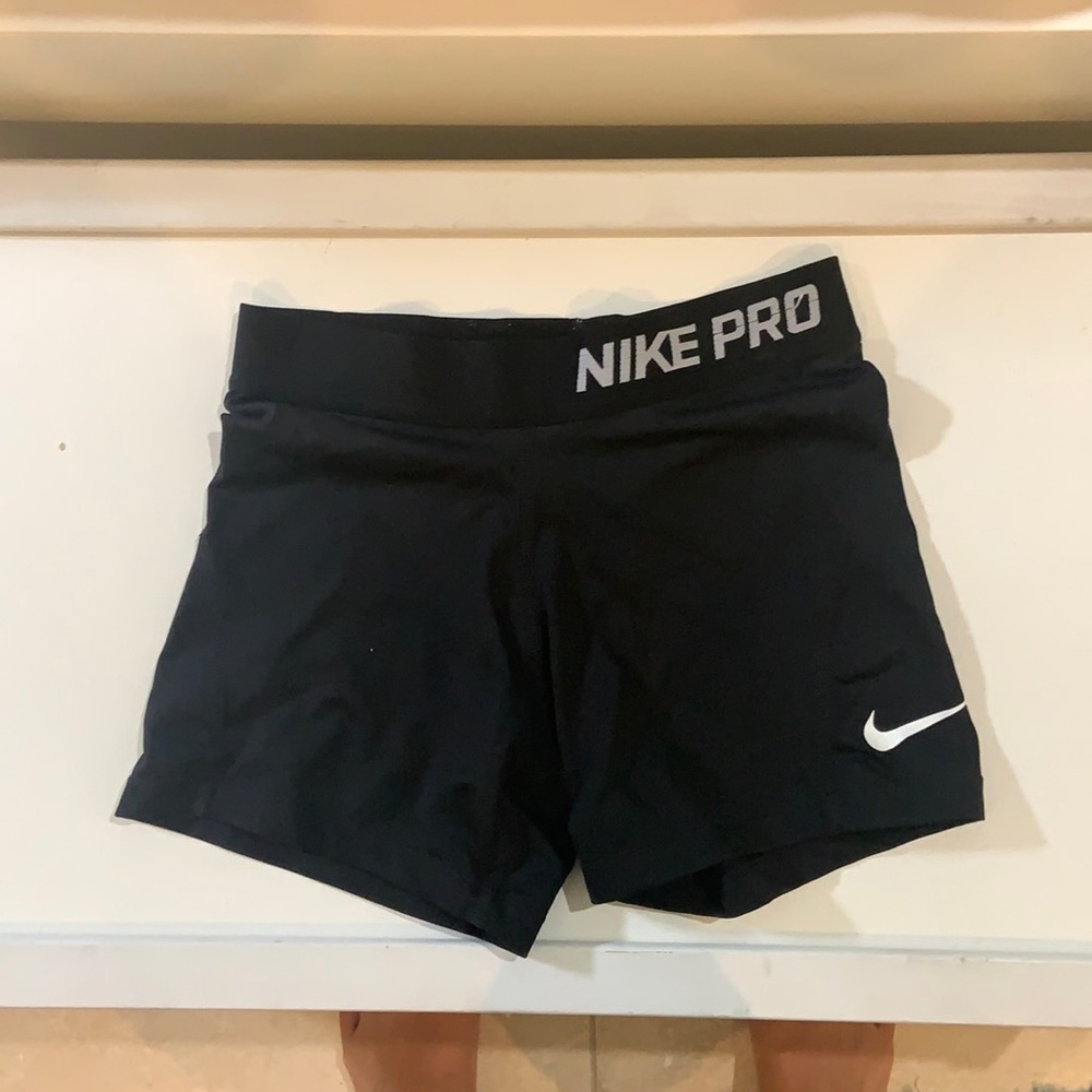 Nike PRO